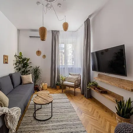 Apartamento Bohohome 2 Next To The Main Street Sofía
